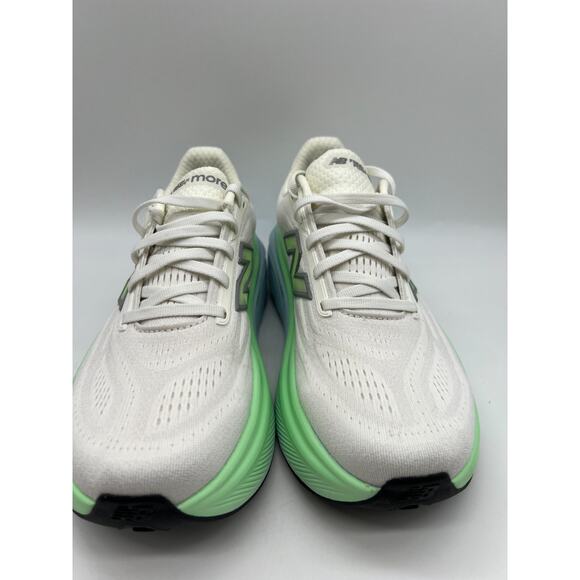 New Balance Fresh Foam X More v6 WMORLD6 Size M6.5/ W8 New main image 14